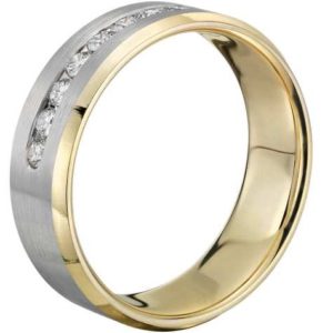 | REF : M4028 | Diamond Ring