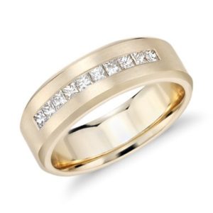 | REF : M4035 | Diamond Ring