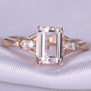 | REF : MORG213 | Morganite Ring