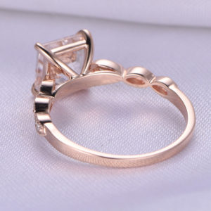 | REF : MORG214 | Morganite Ring