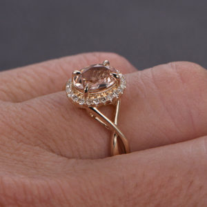 | REF : MORG224 | Morganite Ring