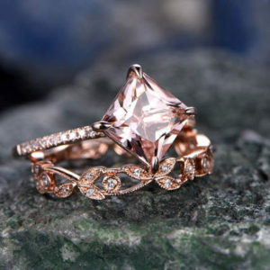 | REF : MORG246 | Morganite Ring