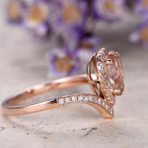 | REF : MORG252 | Morganite Ring