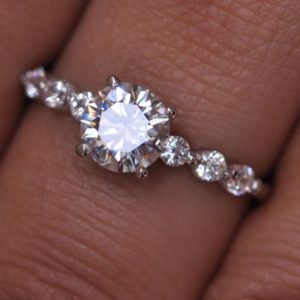 | REF : SA1047 | Diamond Ring